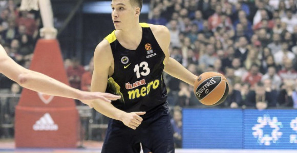 Divac čisti Kingse za Bogdana?!