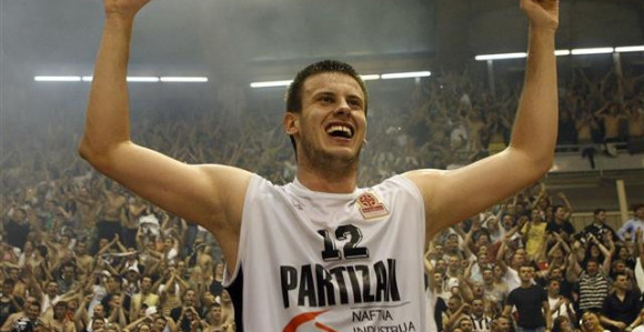Vicešampion Italije želi Novicu Veličkovića!