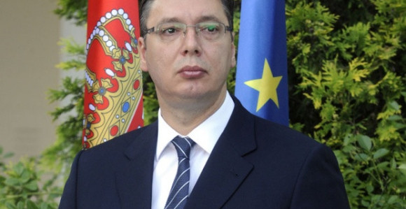 Вучић због странаца препушта мандат?