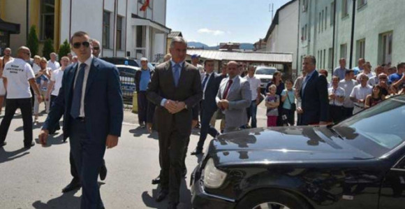 Đukanovića prati 13 čuvara