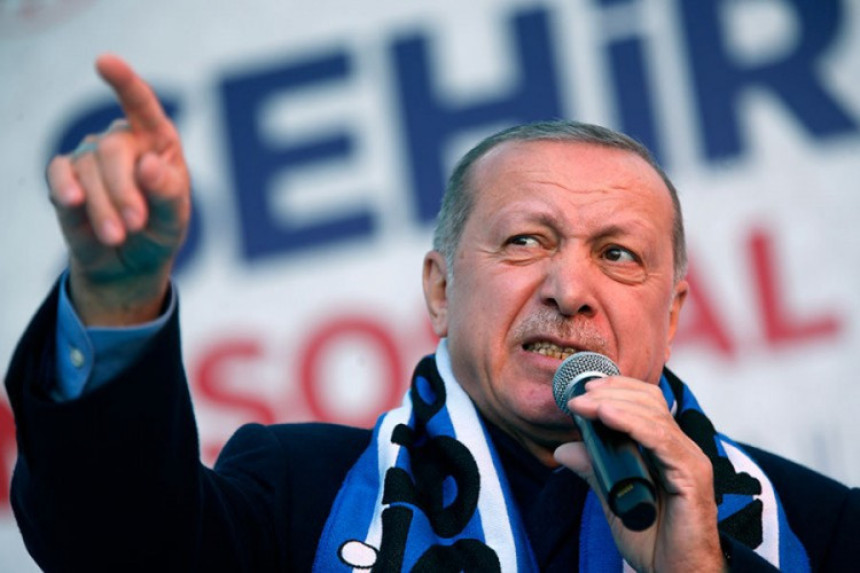 Медији објавили да је Ердоган умро