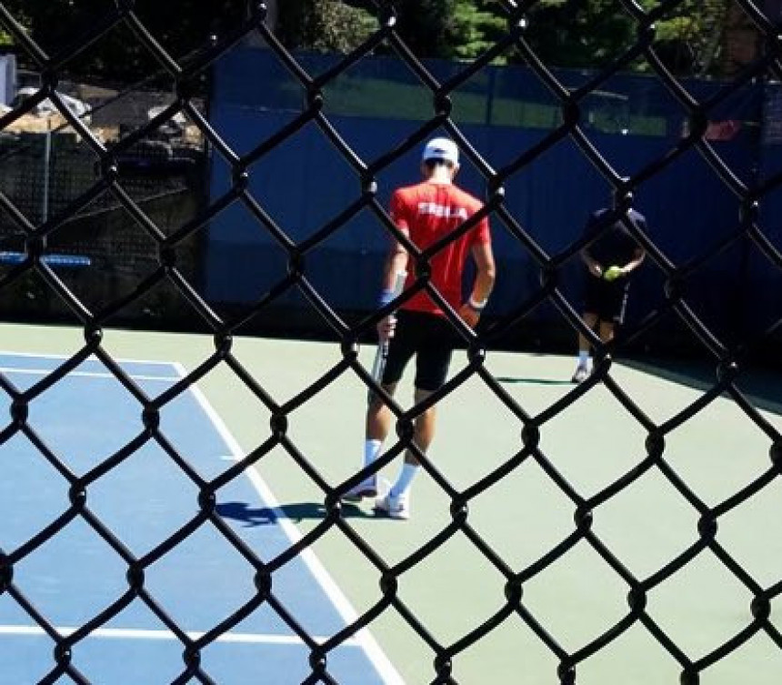 US open: Novak stigao u Nju Džerzi, trenira u majici Srbije!