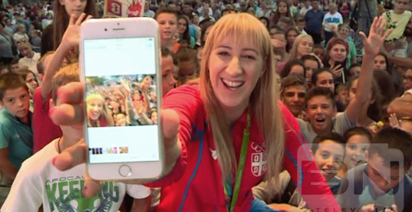 Sugrađani dočekali Brankicu Mihajlović