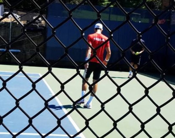 US open: Novak stigao u Nju Džerzi, trenira u majici Srbije!