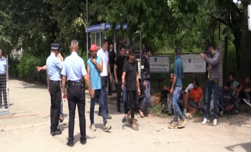 Jutros stigli novi migranti 