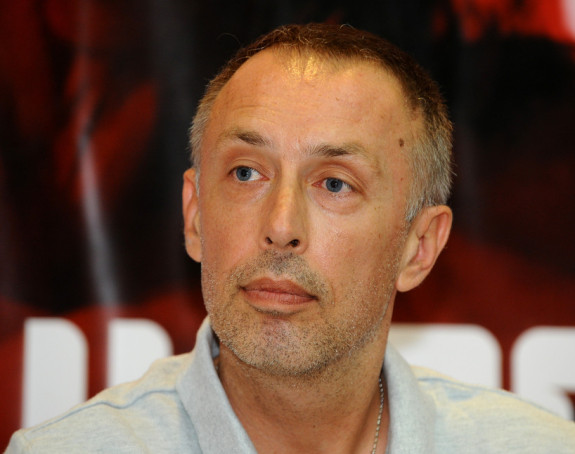 Zvezda se uigrava iza "zatvorenih vrata"!