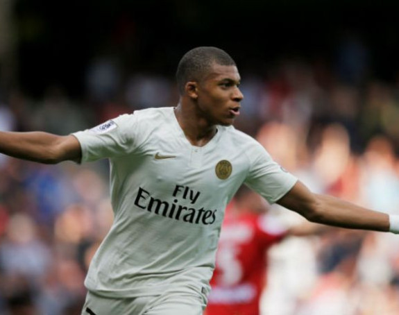 Откуцава бомба већа и од Роналда?!