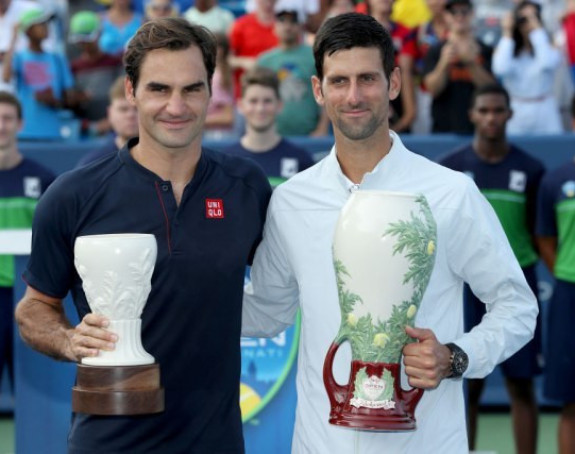 Federer: Svi smo srećni što je Novak ponovo u vrhu!