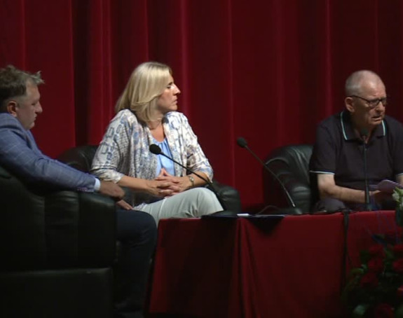 Penzije će rasti, naivni da slave?! 