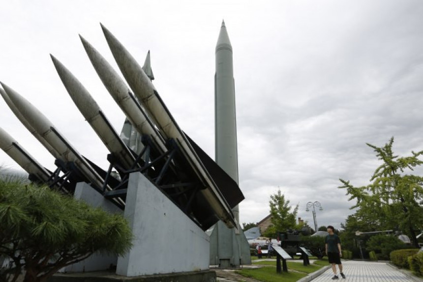 Сјеверна Кореја испалила двије балистичке ракете