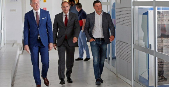 Zvezda dovodi još jedno krilo, možda i napadača!