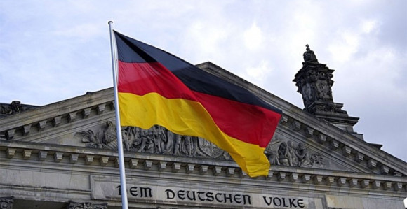 Дрезден у знаку великих протеста уочи избора 