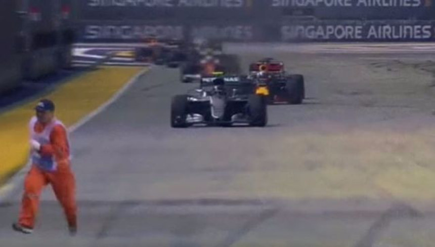 FIA istražuje: Otkud redar na singapurskoj stazi?!