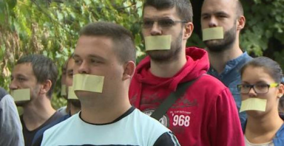 Studentima je bolje da nisu ni skidali trake