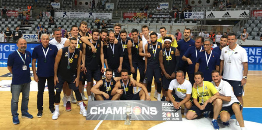 Fenerbahče odbranio trofej u Zadru!