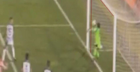 Zvezda koristi geometriju, Partizan lošu poziciju sudije...
