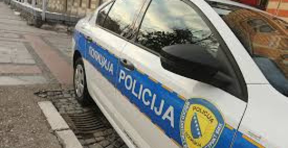 Akcija u Brčkom nađeni narkotici, oružje i novac