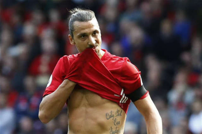 Zlatane, nauči pravila ponašanja u Junajtedu!