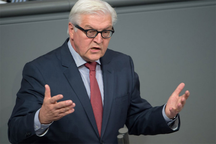 "EU na rubu propasti"