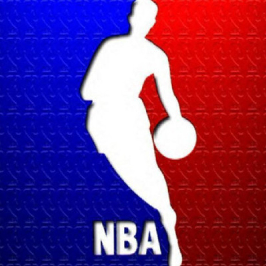 NBA: Tripl-dabl Simonsa, MVP Adetokumbo!