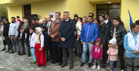 Stanovi za 18 romskih porodica