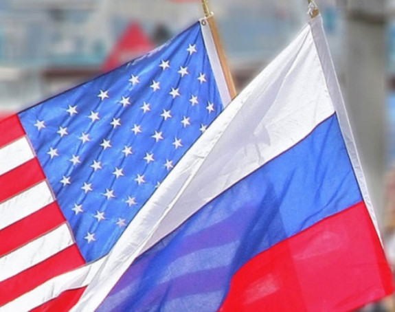 Одговор: Нека се Америка не мијеша