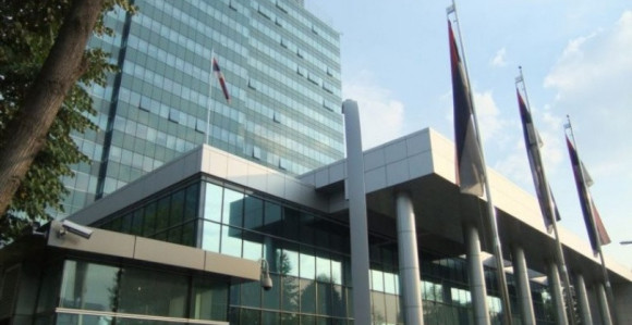 9,4 miliona KM za kablove i servere