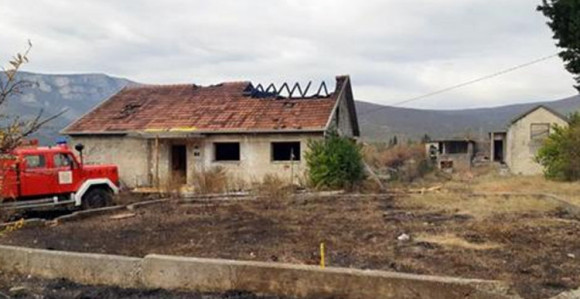 Izgorjela srpska kuća u Mostaru 