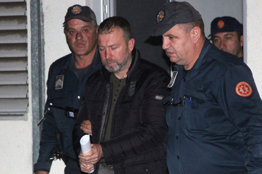 Братислав Дикић враћен из болнице у затвор 