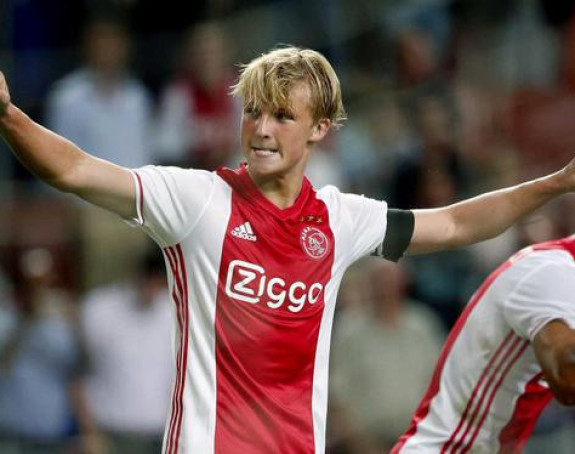 Gvardiola hoće ''novog Van Bastena''!