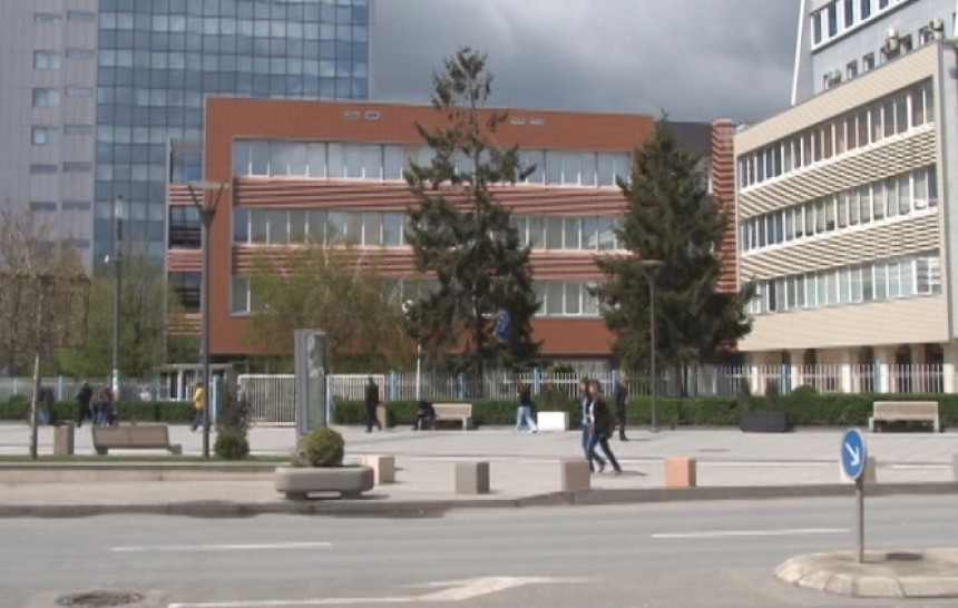 Uhapšeni ispred skupštine Kosova