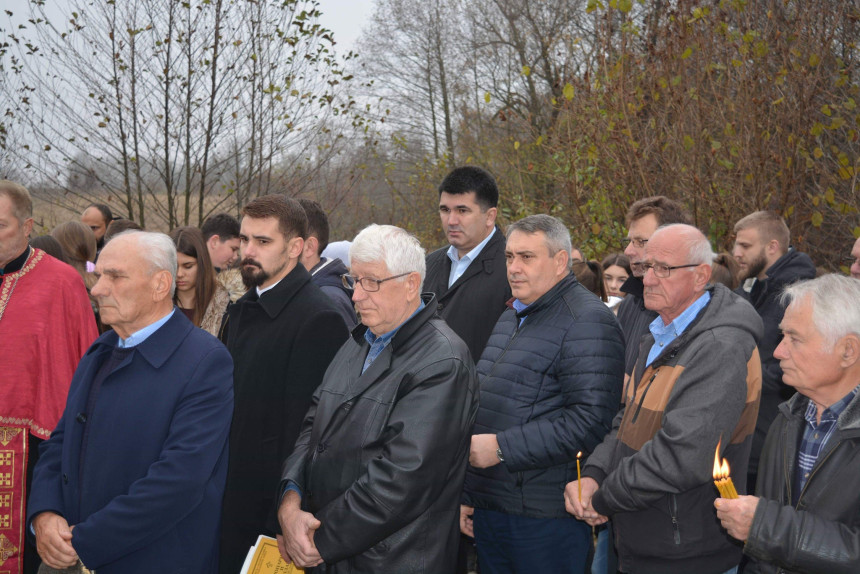 Парастос за мучки убијене цивиле