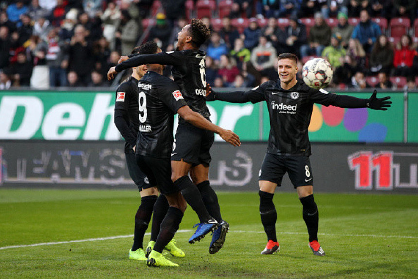 BL: Jović kao brzi voz - Ajntraht ubjedljiv, novi kiks Bajerna!