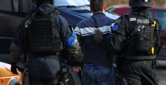 Britanci režirali desant Albanaca