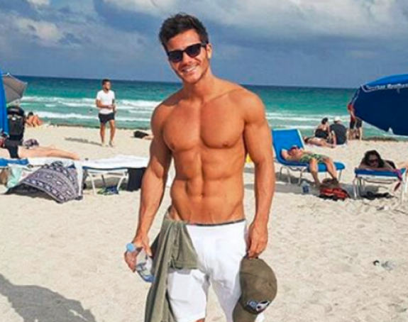 Golišavi Saša Kovačević opčinio obožavateljke