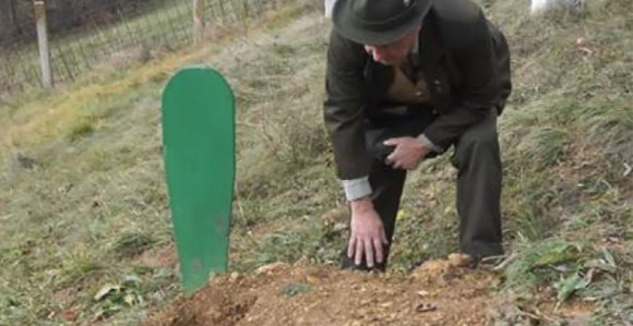 Užas kod Travnika: Gladni medvjedi skrnave grobnice