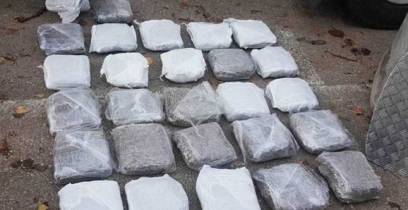 Pronađeno 100 kg droge, uhapšen Crnogorac