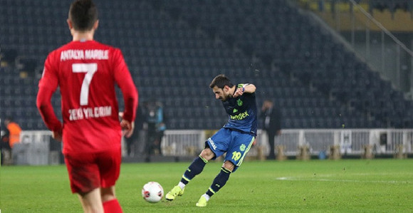 Video: Au! Pa, ovaj lik ima top u nozi!!!