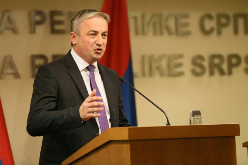 Ivanić bi mogao pobijediti Dodika