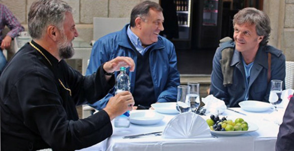 Ruka pomirenja za “zavađenu braću“