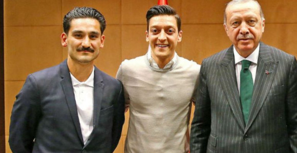 Sultan Erdogan naredio transfer bombu - Ozil!