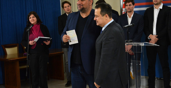 Diplomatski pasoši za zlatne vaterpoliste!