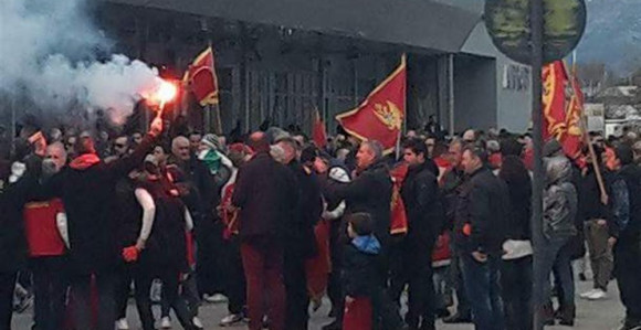 Dočekani i crnogorski vaterpolisti