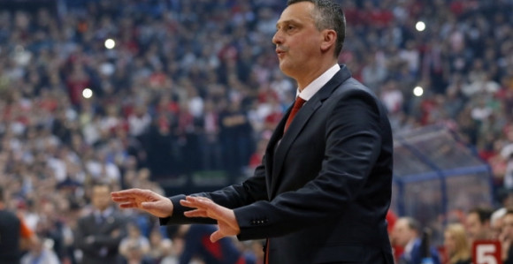 Radonjić pravo sa aerodroma pred novinare: Biće i važnijih mečeva od PAO-a!