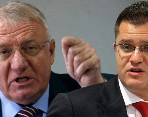 Šešelj: Pobjegao mi Vuk sa TV duela