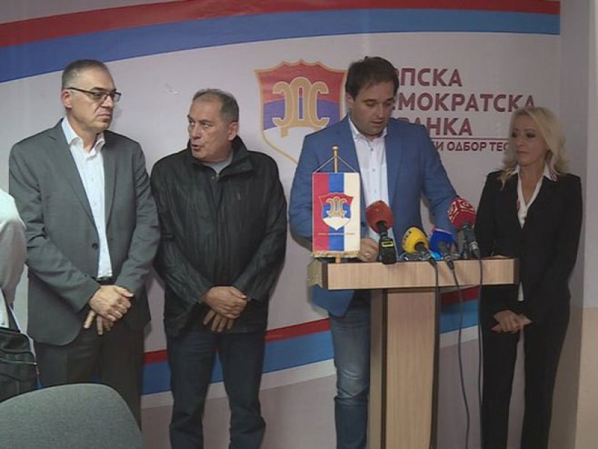 СНСД пао на ниво "парова и фарме"