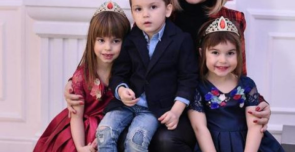 Neda slavila rođendan unucima