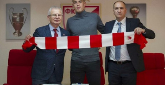 Vujadin Savić produžio vjernost Zvezdi!