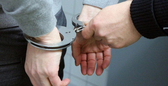 Devet policajaca iza rešetaka