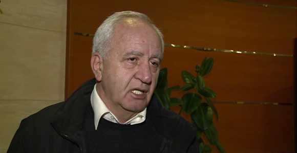 Nema ko zapaliti bure baruta 